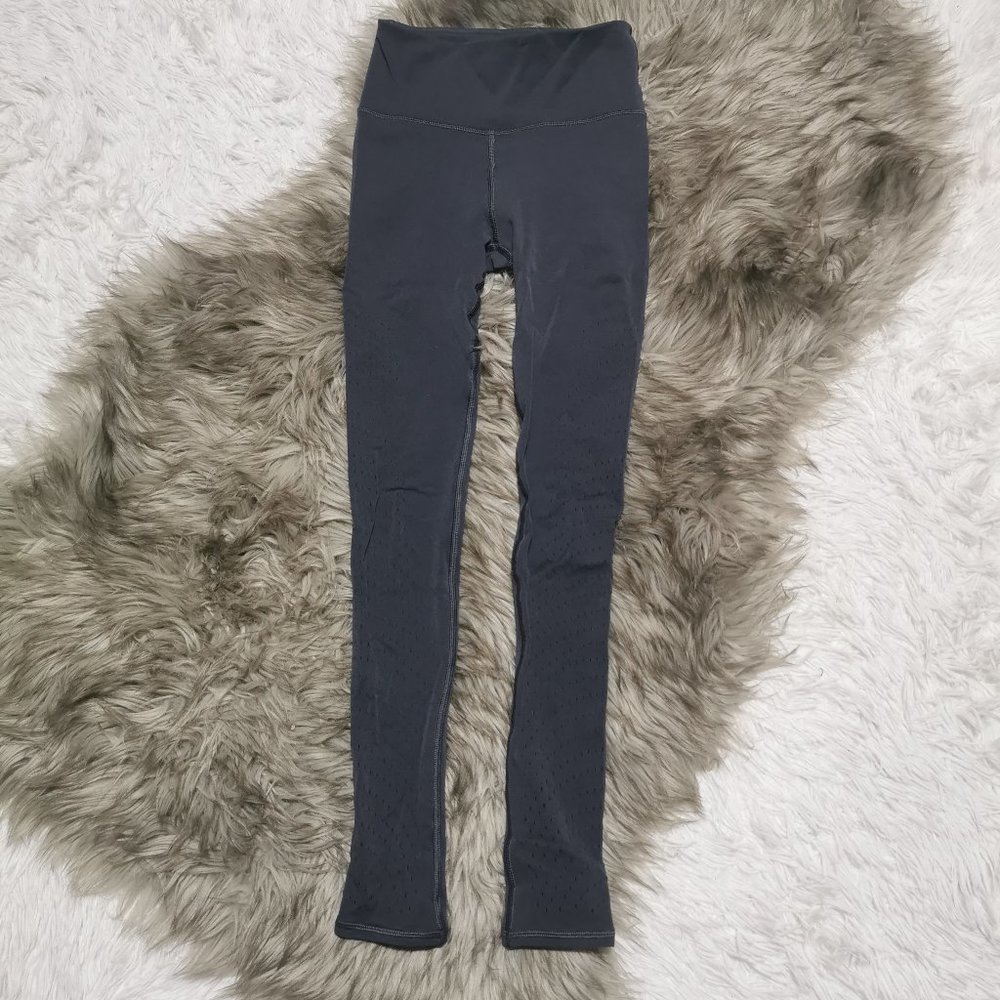 Lululemon Reveal 7/8 Tight *Vortex 25"